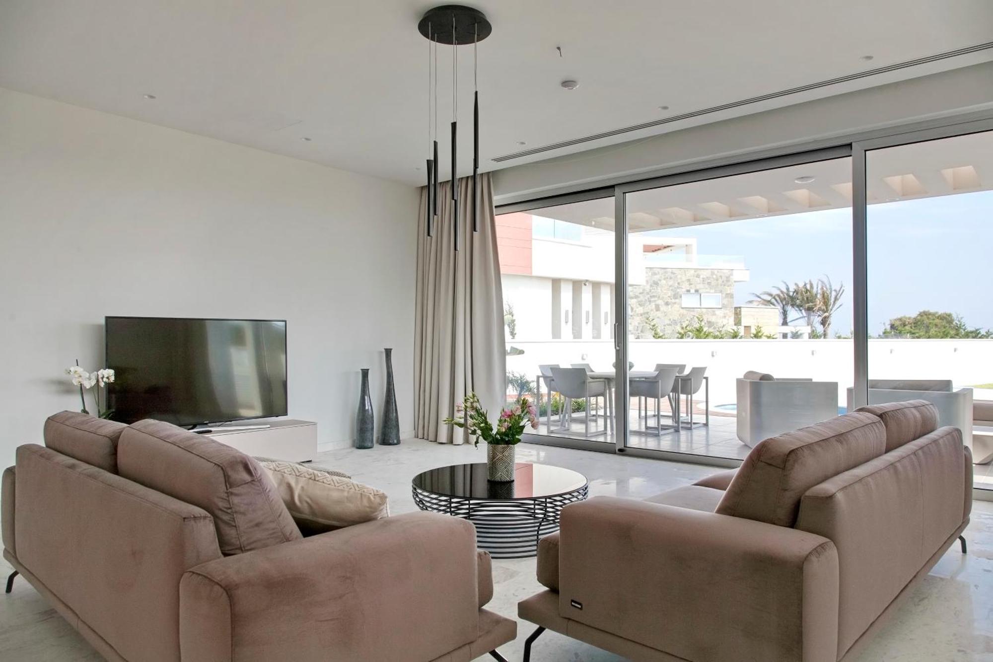 Beachfront Luxury Villa Idania Ayia Napa Exterior photo