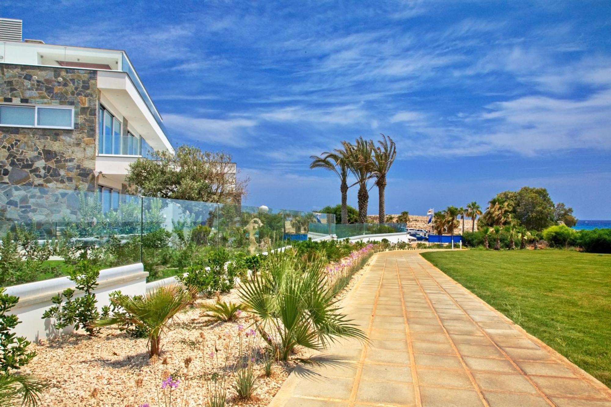 Beachfront Luxury Villa Idania Ayia Napa Exterior photo
