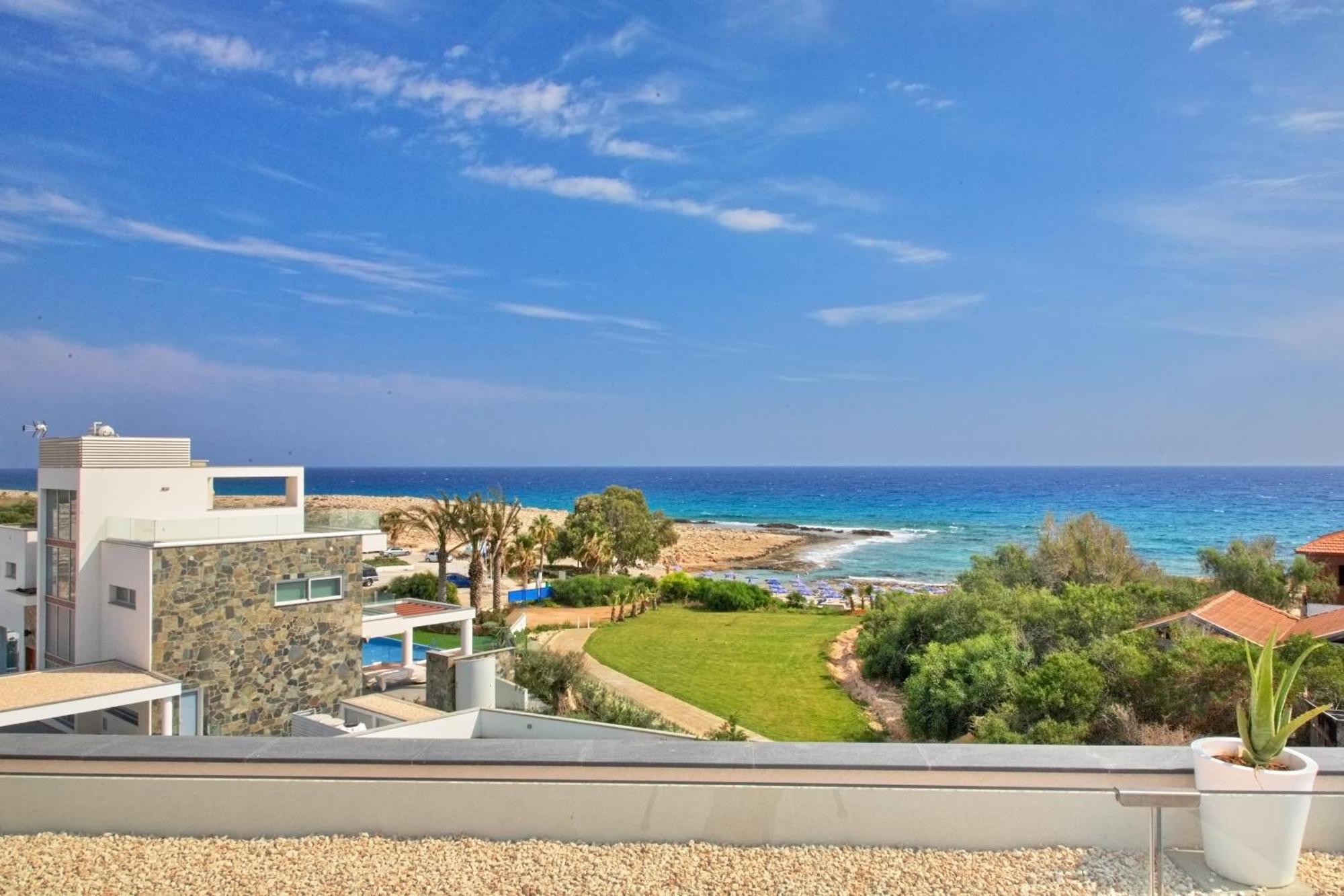 Beachfront Luxury Villa Idania Ayia Napa Exterior photo