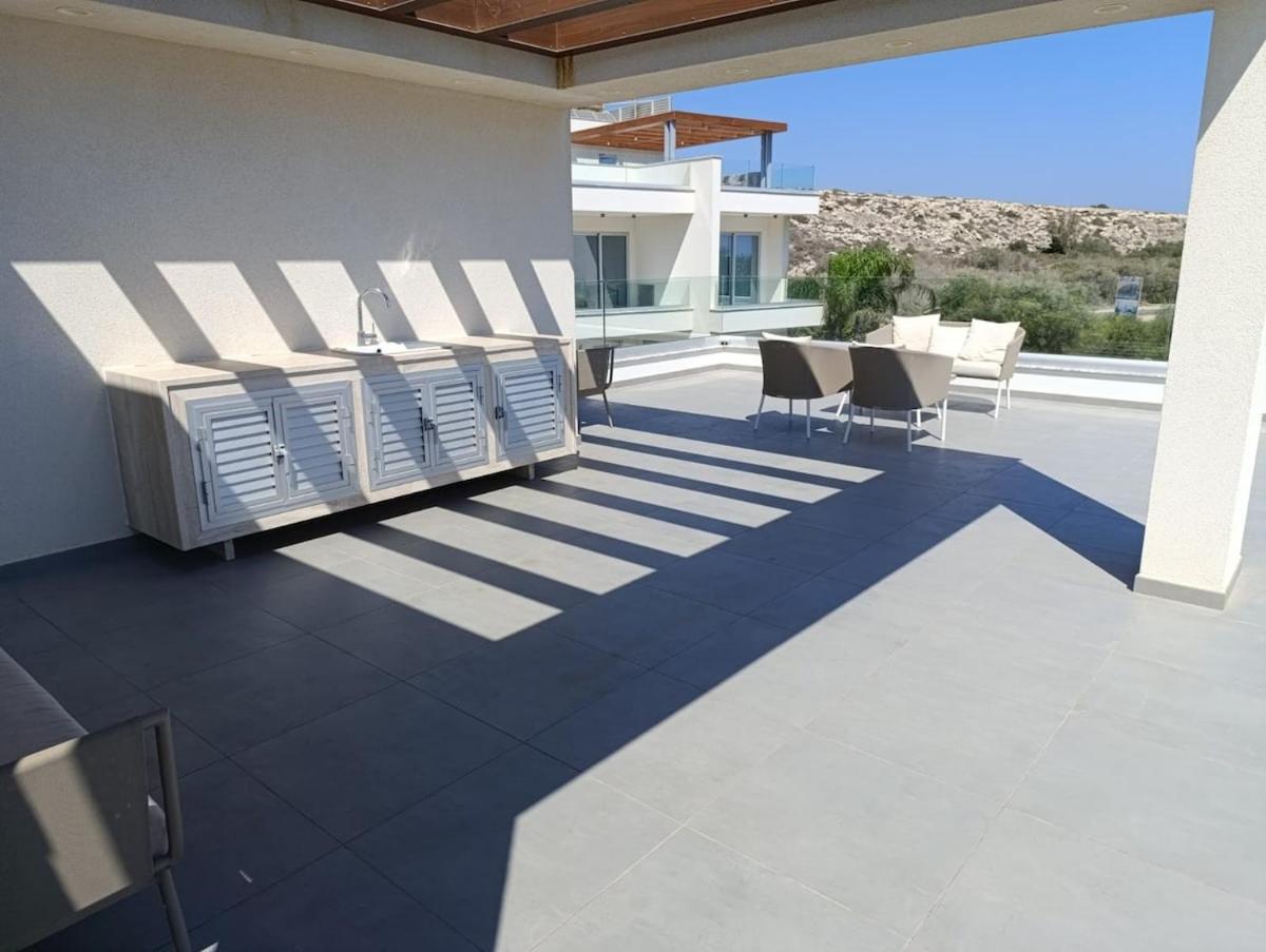Beachfront Luxury Villa Idania Ayia Napa Exterior photo