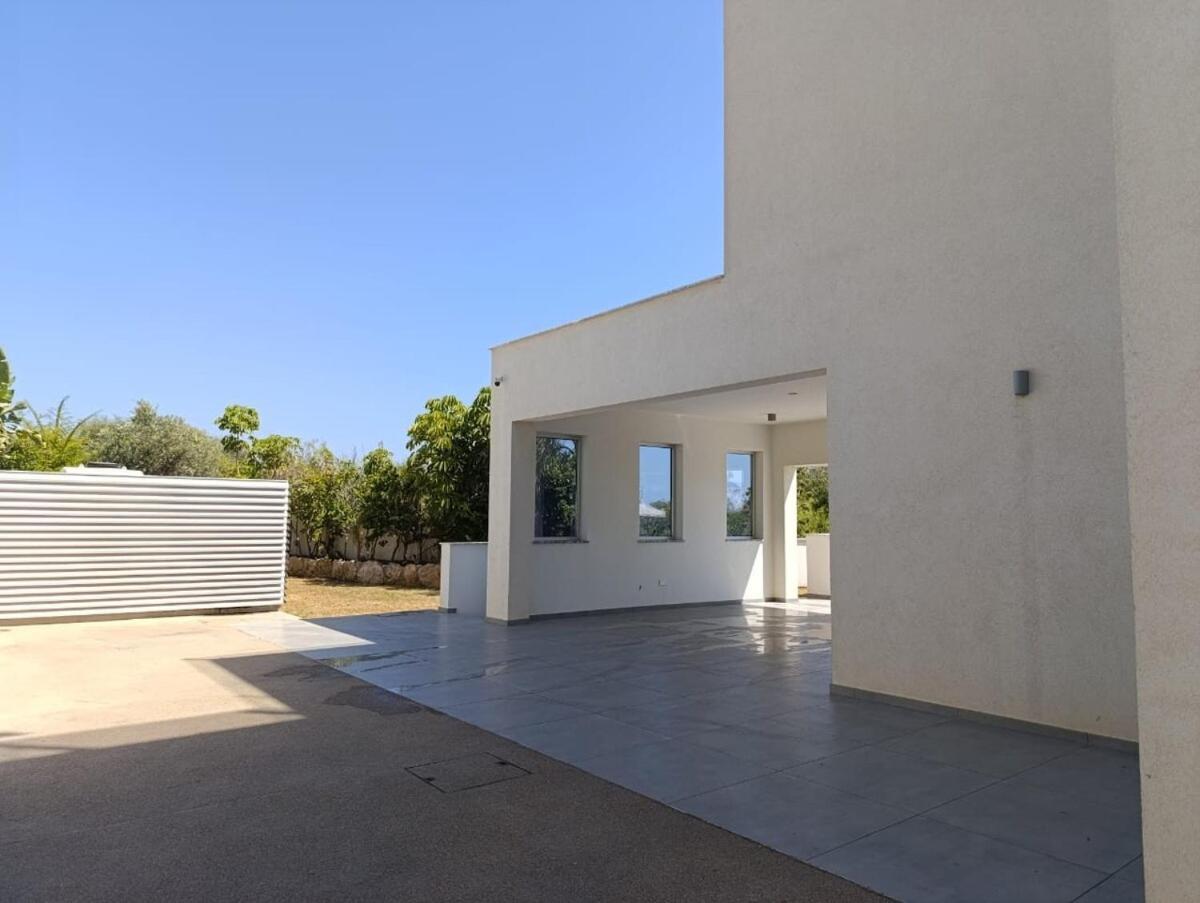 Beachfront Luxury Villa Idania Ayia Napa Exterior photo
